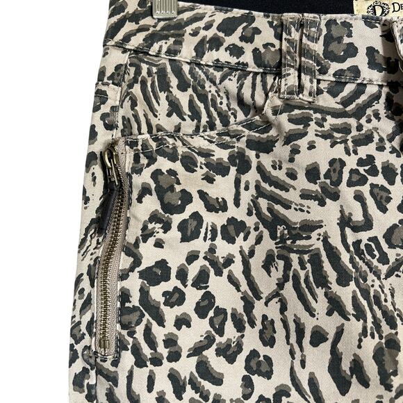 Democracy Jeans 8 Ab Technology Cheetah Leopard Animal Print Zipper Pockets - Picture 3 of 9